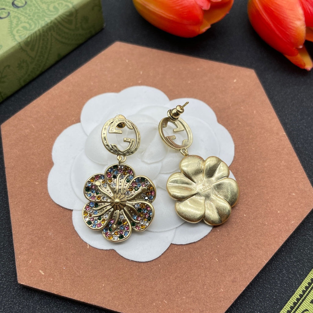 Gucci Double Color Crystals Flower 18K Gold Earrings