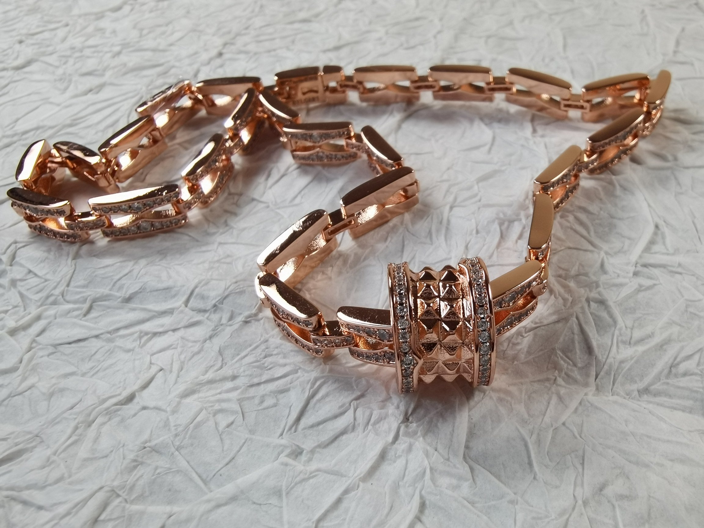 B.zero1 Diamonds Chain Link 18K Gold Necklace